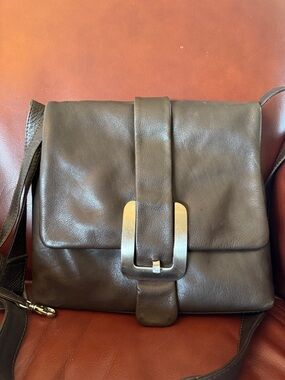 Women's Leather Messenger Bag in Dark Brown with Metal Buckle